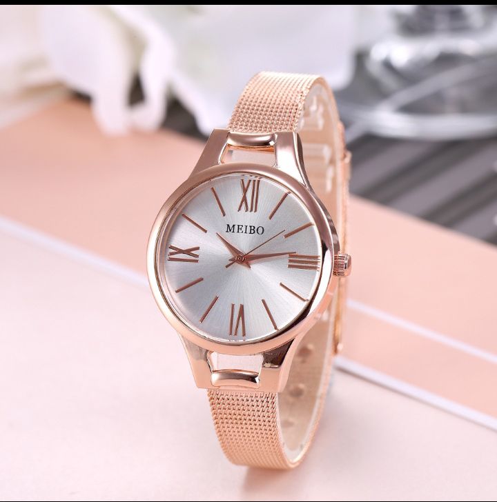 Luxury Round Glass Quartz Watch – Elegant Stainless Steel Mesh Belt for Women ((Rose Gold))